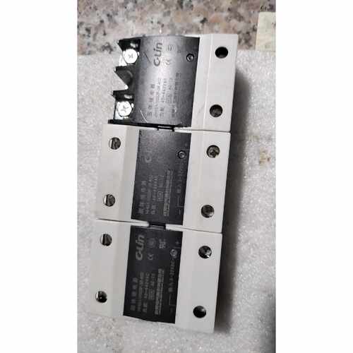 议价欣灵HHG11032F3840Z固态继电器维修