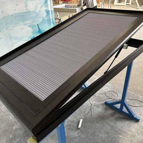 电动天窗朔通金属屋顶通风电动天窗单链条电动天窗加电动遮阳