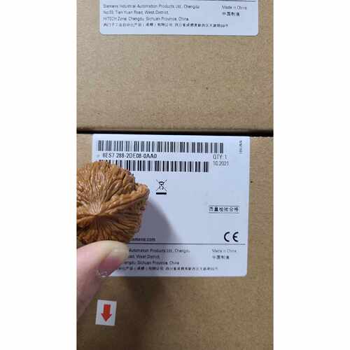 议价全新现货6ES72882DE080AA0西门子S7200SMART数字输入SMDI08