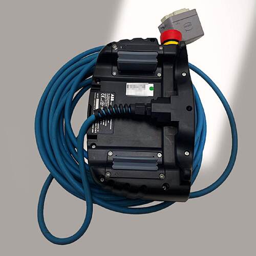 议价ABB喷涂机器人示教器IRC5P M2004程式设计器3HNA024941-001