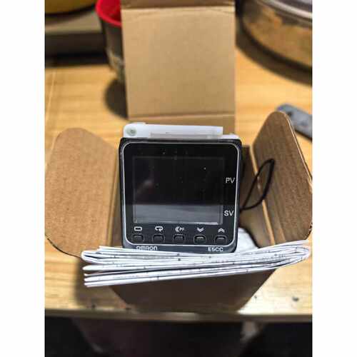 温控器E5CC-QX2DSM-002，未拆询价