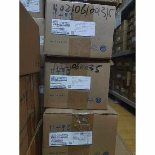 议价SGD7S-1R6/2R8/5R5R7R6/120/180/200A00B202安川驱动器质保一