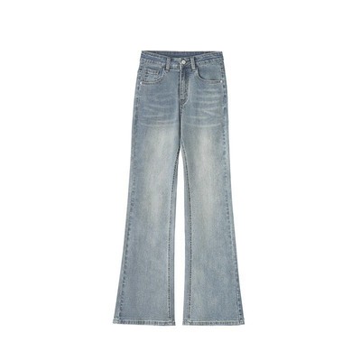 巨显瘦的微喇牛仔裤，谁穿谁好看