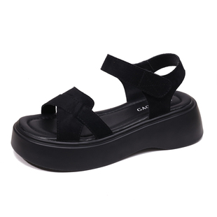 真皮厚底罗马凉鞋女2026夏季新款百搭轻便妈妈沙滩凉鞋软底不累脚