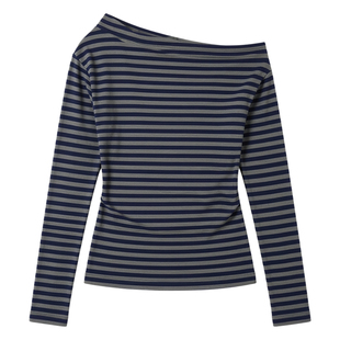 2026春季韩系撞色条纹一字肩修身露肩长袖打底T恤内搭斜肩上衣女