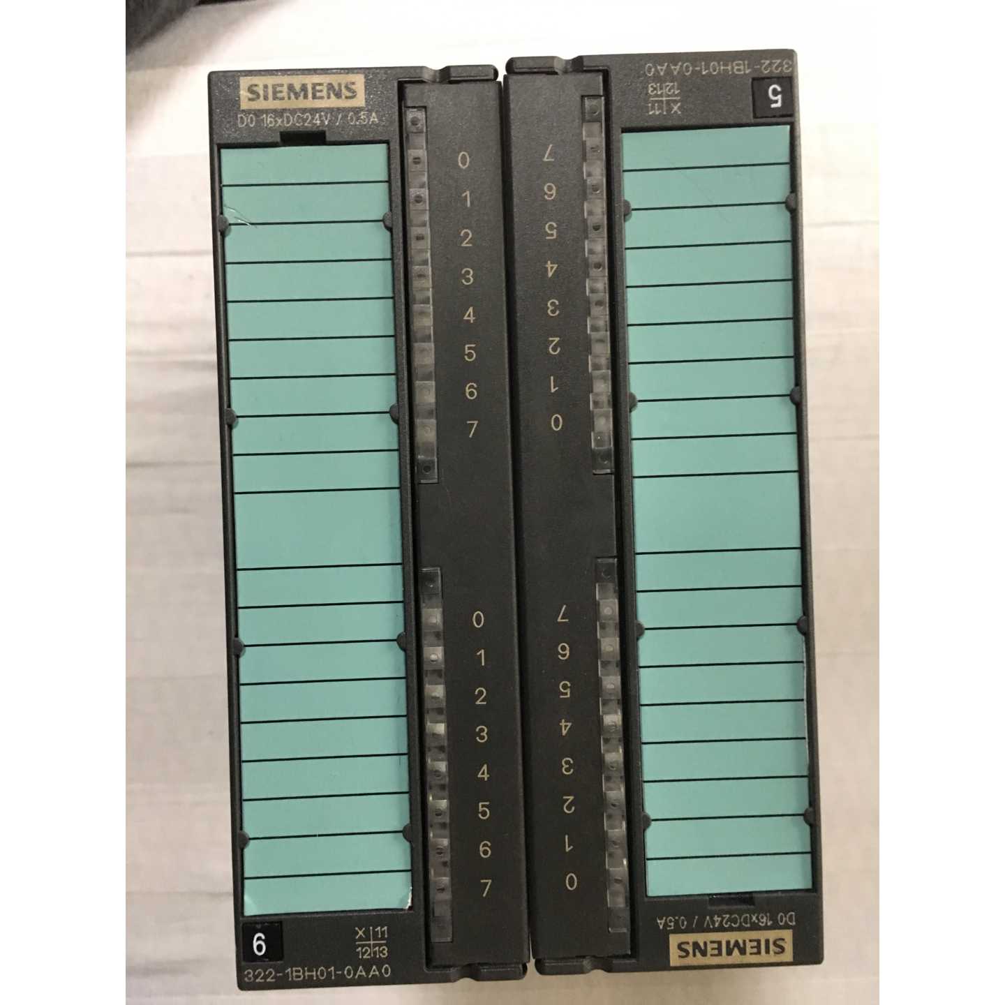 6ES7322-1BH01-0AA0  S7-300 PLC模块000