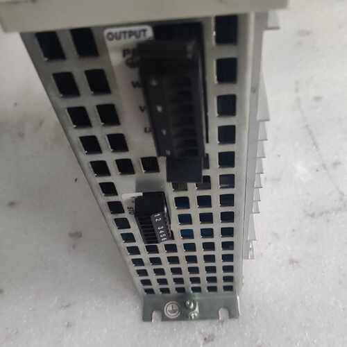 议价AB驱动器2097-V32PR0-LM包好便宜出。不包邮。议维修