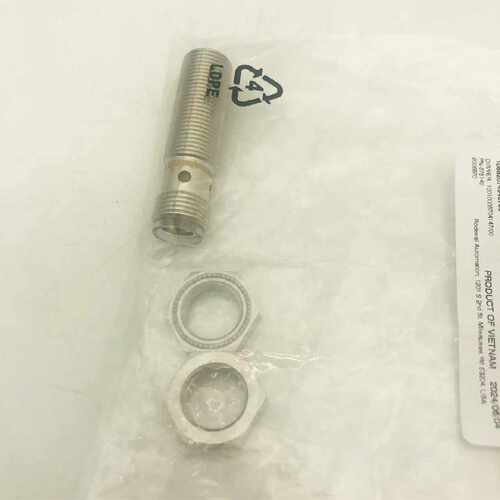 议价872CD4NP12E2圆柱体电感式接近传感器罗克韦维修