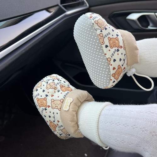 婴儿鞋冬季加绒0-3个月婴幼儿学步6-12个月防滑软底步前不掉9护脚