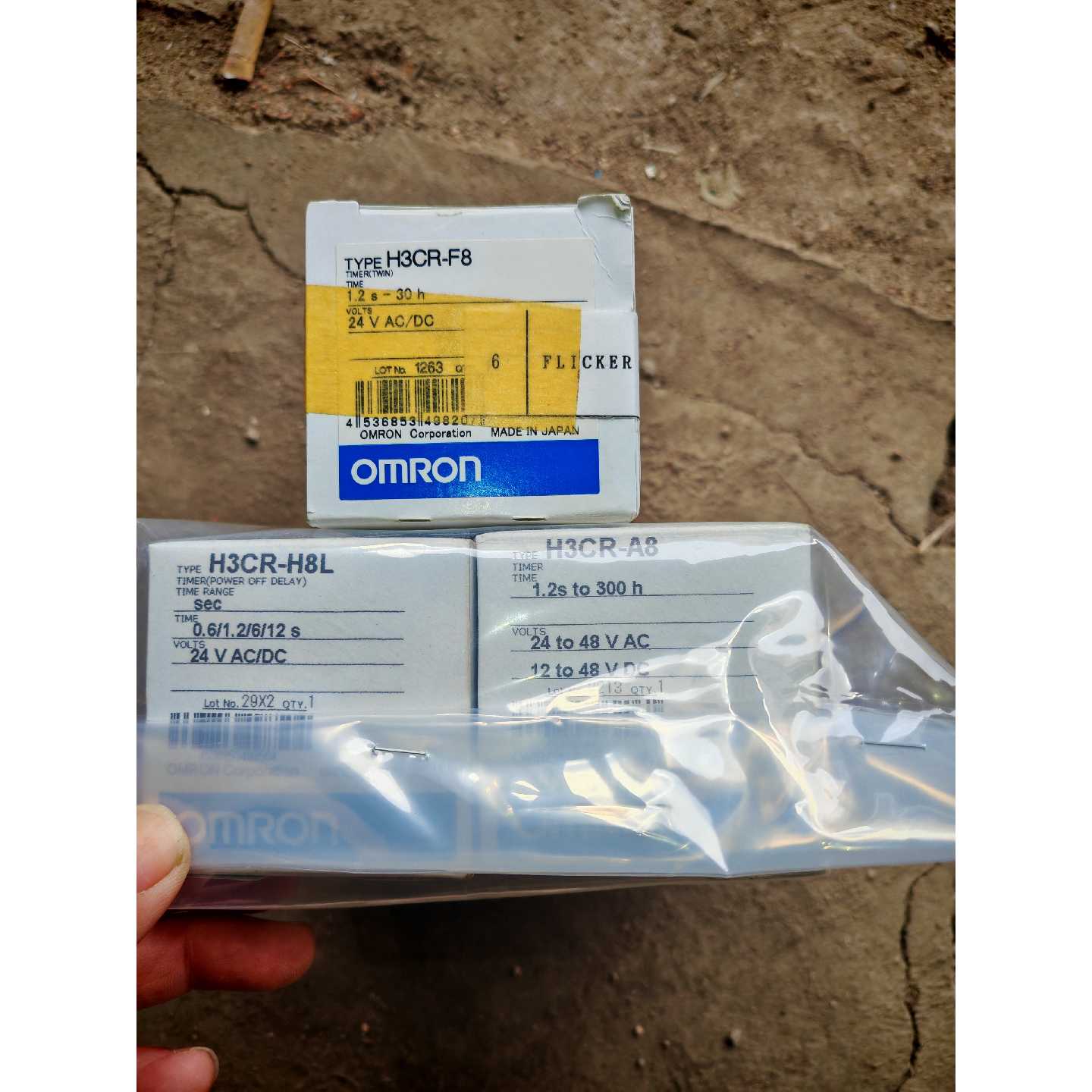 【请询价】继电器1个RF8已售还剩1个RA8
