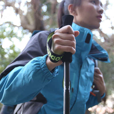 碳素登山杖超轻伸缩户外徒步碳纤维手杖爬山装备便携折叠登山杖