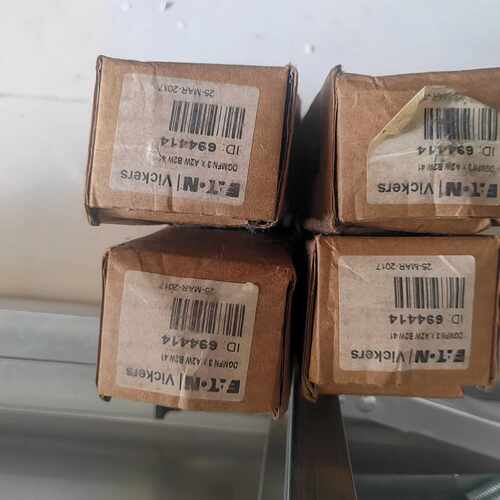 议价Vickers DGMFN3XA2WB2W41阀适用