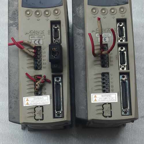LS伺服驱动器APD-VS04N，韩国原装，实物拍摄，成色如，议价商品