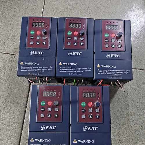 ENC易能变频器EDS800-2S0004N，议价商品