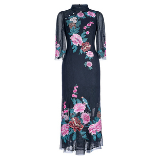 SUSSI/古色秋季新款商场同款花色立领刺绣轻奢高级感连衣裙