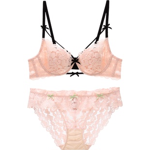 六只兔子性感蕾丝内衣女小胸聚拢文胸收副乳防下垂纯欲少女胸罩