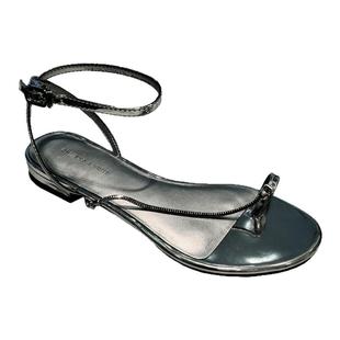 CHITENS&KUITH 夏款简约圆头夹趾细带银色链条时尚低跟平底凉鞋女