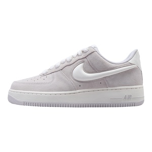 NIKE耐克男子AIR FORCE 1 '07 LV8运动休闲鞋IU7592-078