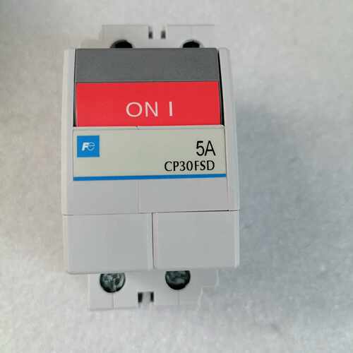 议价富士CP30FS-2P005电路保护器，5A双极，AC220维修
