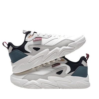 特步皮面防水复古时尚老爹鞋男