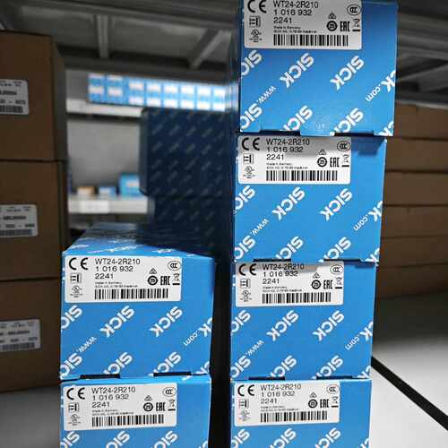 WT24-2R210  1016932光电开关传感器全新原装
