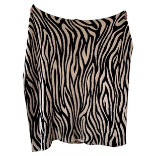 轻奢高端秋冬软绵绵半边绒毯加厚针织斑马纹盖毯午休披肩休闲绒毯