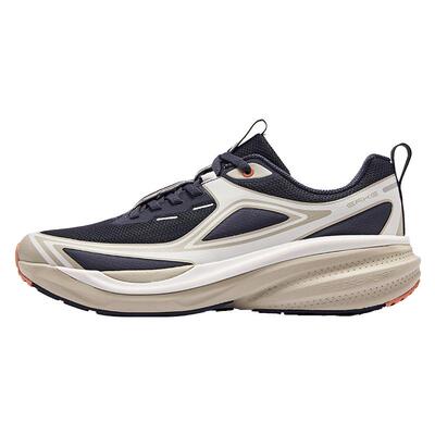 鸿星尔克山河系列纵横跑步鞋