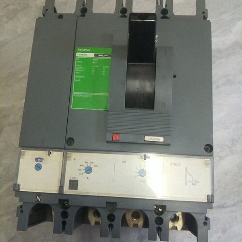 塑壳断路器 CVS630N 4P630A