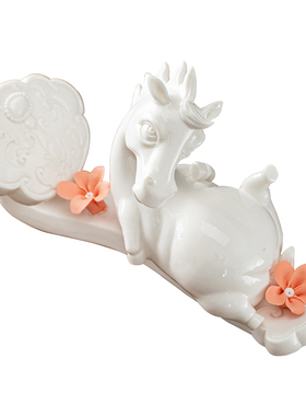 德化白瓷生肖马上如意摆件