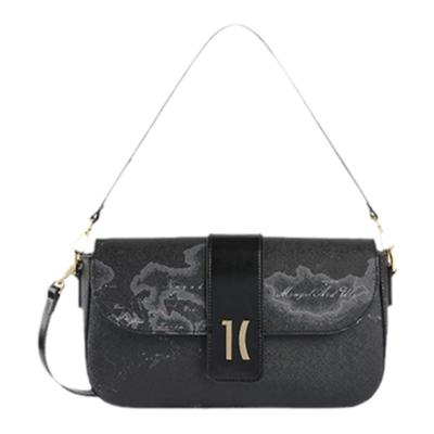 马天尼黑色斜挎法棍包