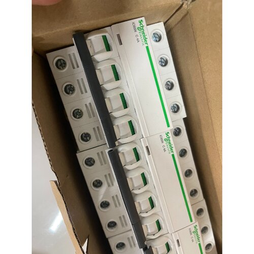 施耐德微型断路器IC65N4PC4A订货号A9F1