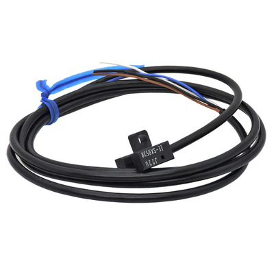 欧姆龙U槽型光电开关传感器EE-SX