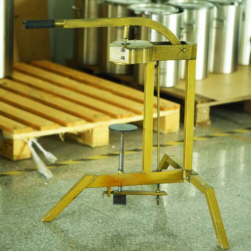葡萄酒打塞机 手动打塞器 软木塞快速压塞器 酒厂用 帝伯仕