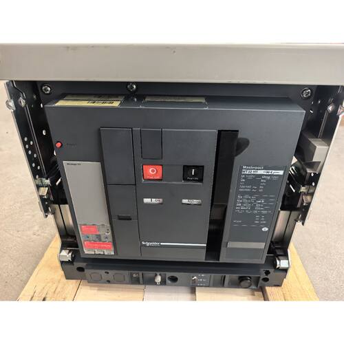 议价施耐德框架断路器  MT32 H1 3P D/O MIC2.0 5.0 A E 2500 320