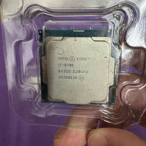 （请询价）因特尔i7 8700CPU。SR3QS 原装拆机二个，质量保
