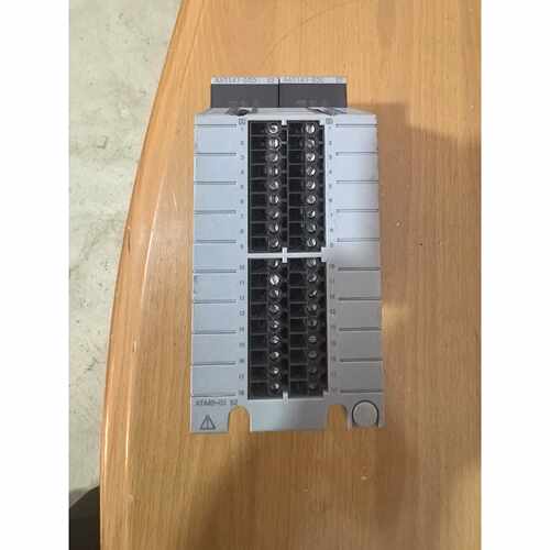 议价YOKOGAWA橫河PLC一套，接线端子ATA4D-00