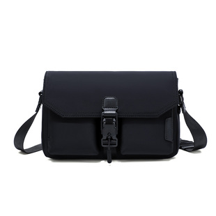 新款男士斜跨包男款户外休闲单肩包男生通勤多功能方包机能邮差包