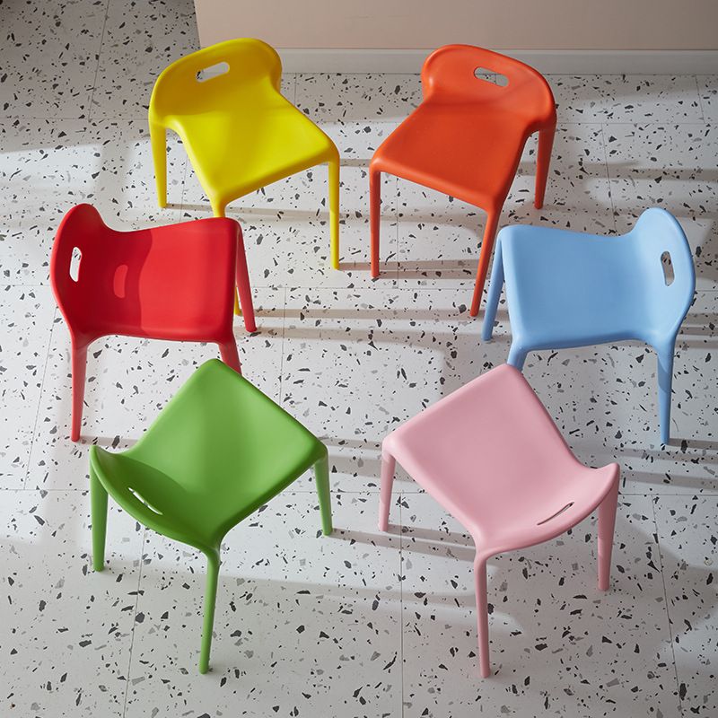 简约餐桌椅家用塑料凳子批发椅子背凳矮休闲轻便耐用快餐店高叠放