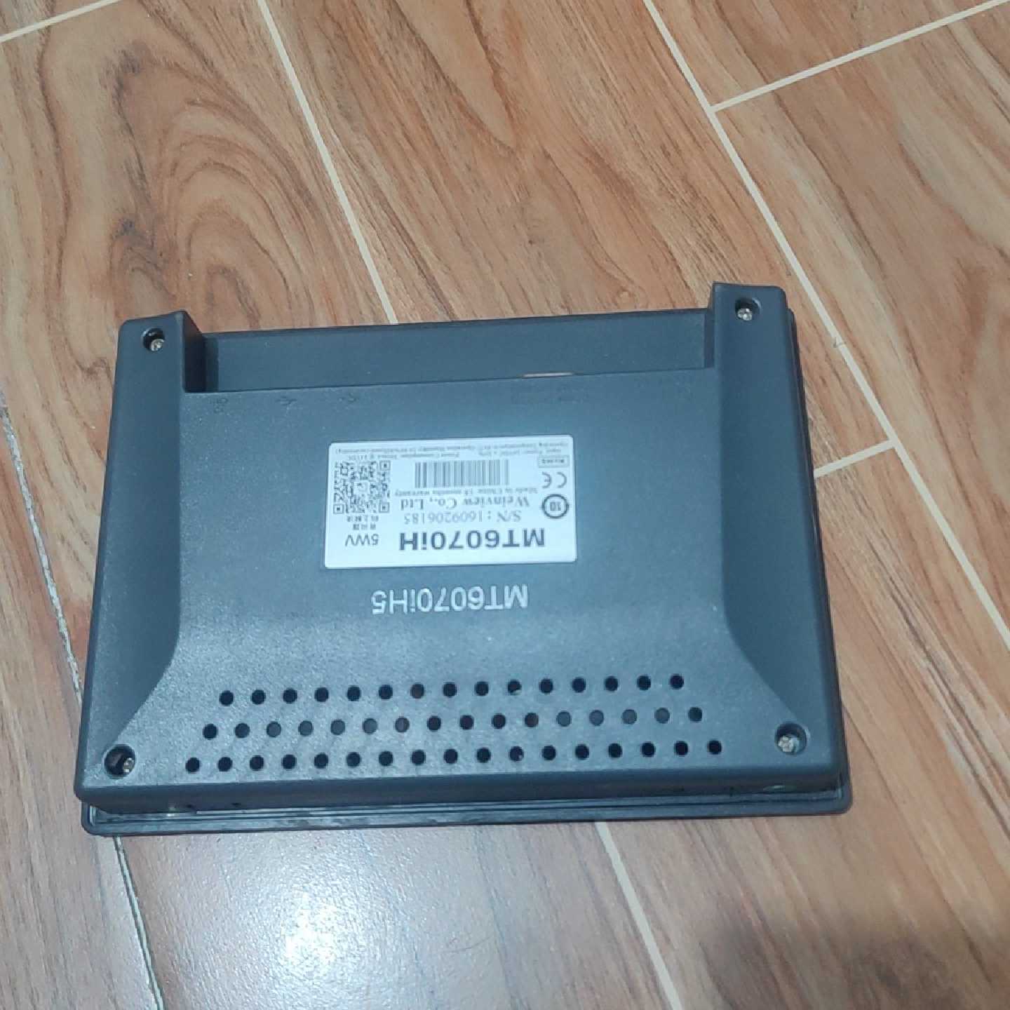威纶通触摸屏mt6070ih5