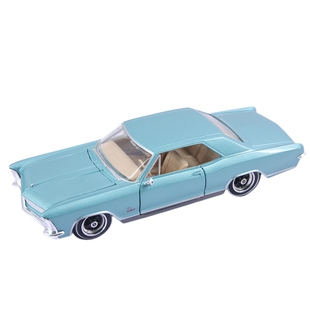 1:26仿真Buick Riviera Gran Sport合金轿车模型3开门玩具车礼物