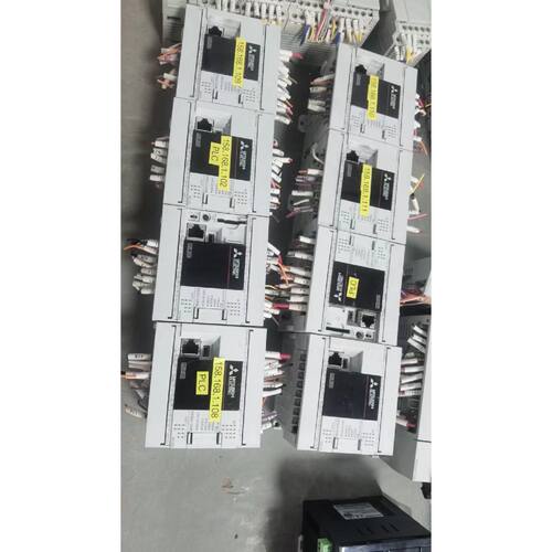 PLC,FX5UJ-24MT/ES  FX5UC-64M