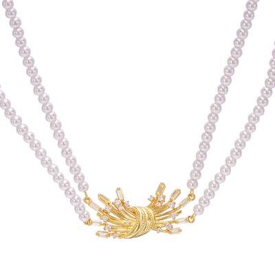 Eternelle双层叠戴珍珠颈链