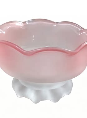 ins风粉色花朵高脚玻璃甜品杯