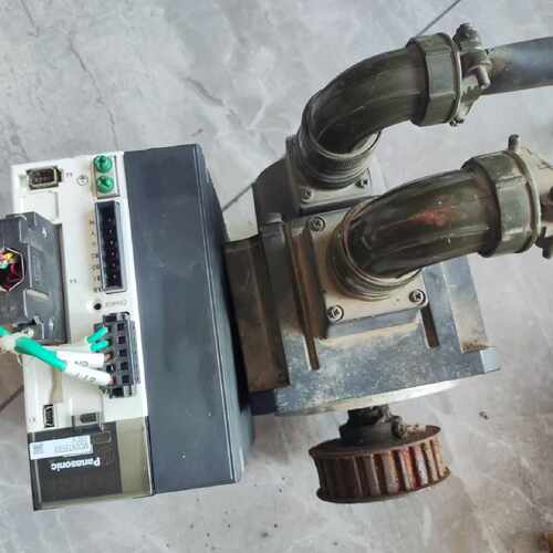 议价MDDHT3530E伺服驱动器，1.0KW，拆机实物图拍维修