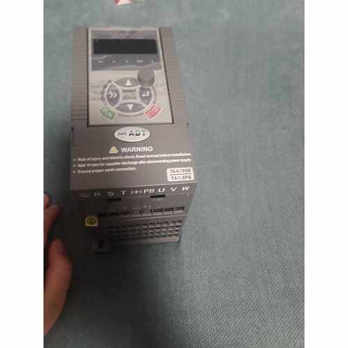 议价ADT澳地特变频器AD300T41R5PB0.75KW维修