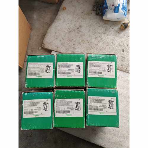 〔议价-可维修〕断路器NSC100S3020 3P20A4个 工业自动化备件