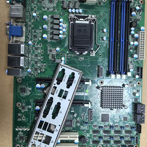 询AF791工控主板，四内存插槽，双千兆网口，USB3.0接口