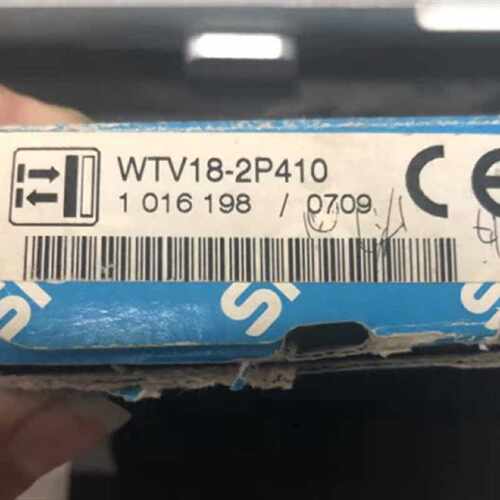 议价德国SICKWTV18-2P410漫反射光电感测器全新原装