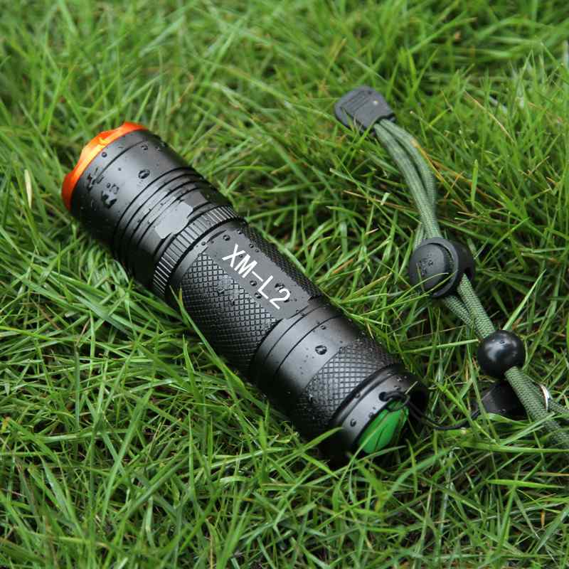 L2变焦强光手电筒 远射200-500米户外防水可充电LED灯具