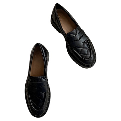 Flattered手工牛皮菱格乐福鞋女